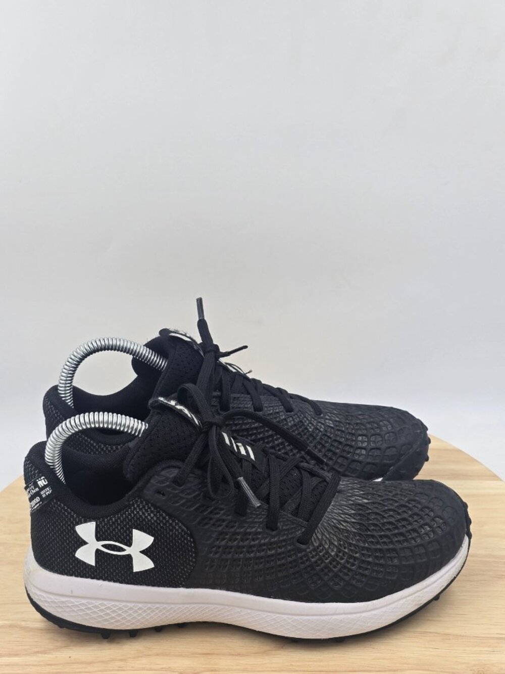 Under Armour Womens Glyde 2.0 Turf Softball Shoes  Size 7 3026604